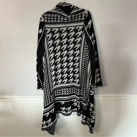 Cato Women’s Long Sleeve Black & White Knit Open Front Cardigan Sweater Sz L GUC - Picture 8 of 8